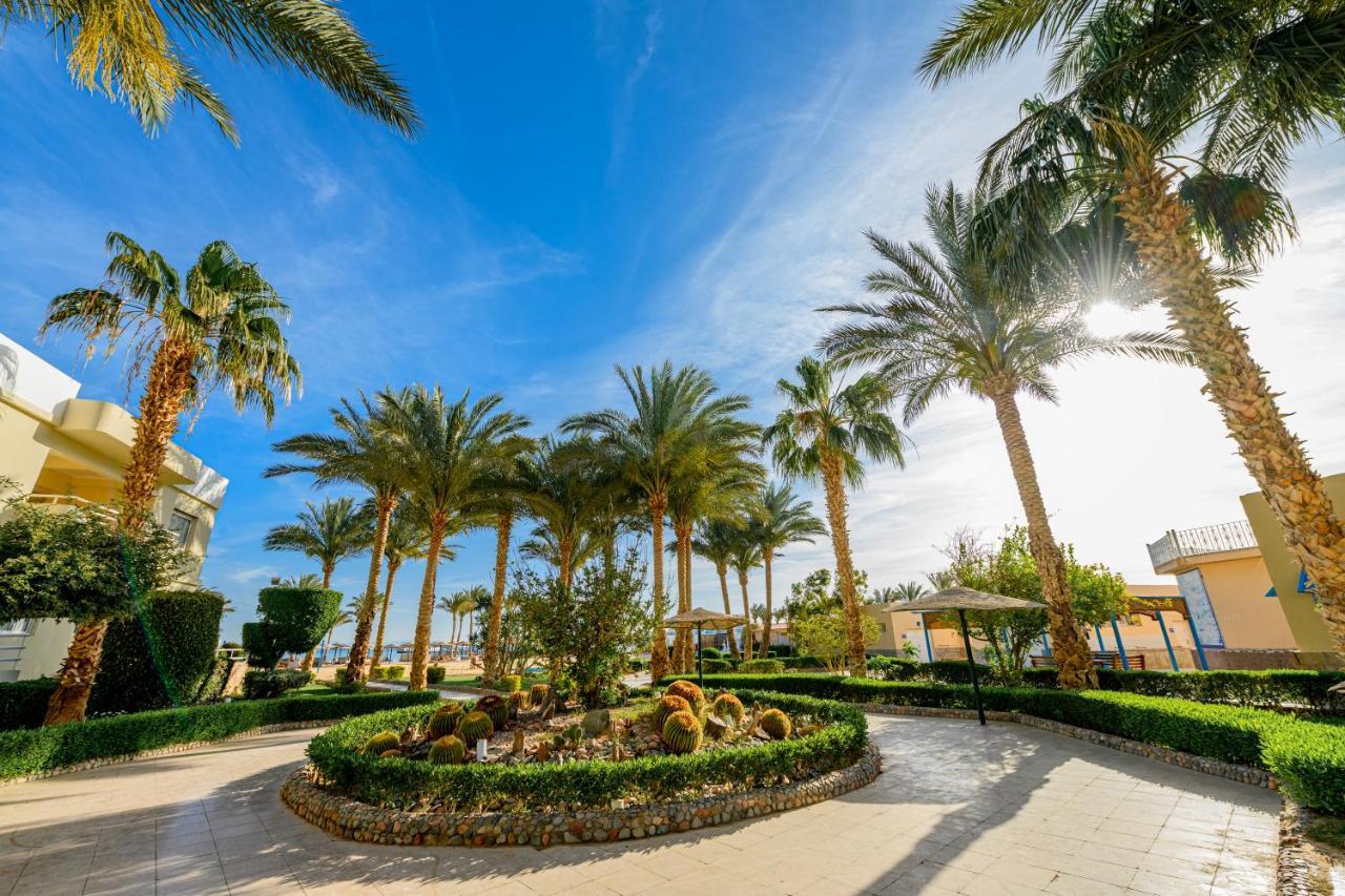 Golden Beach Resort Hurghada Bagian luar foto